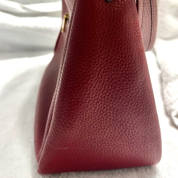 Coach Cary Shoulder Bag. Like new. Rare color - Red. - Picture 4 of 14